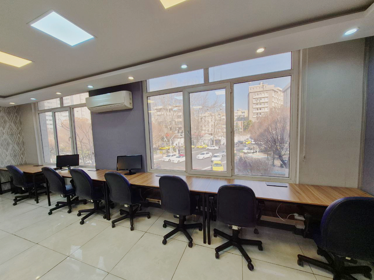 فضای استراحت و کار در نخبگانجوان
